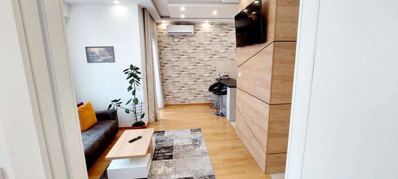 Extra Apartman City Centre Banja Luka Bagian luar foto